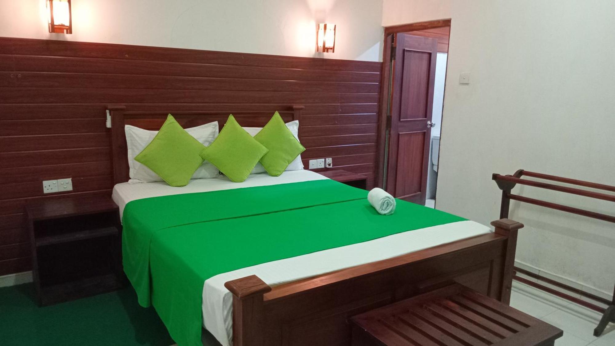 Habarana Dulwan Guest House Exterior foto