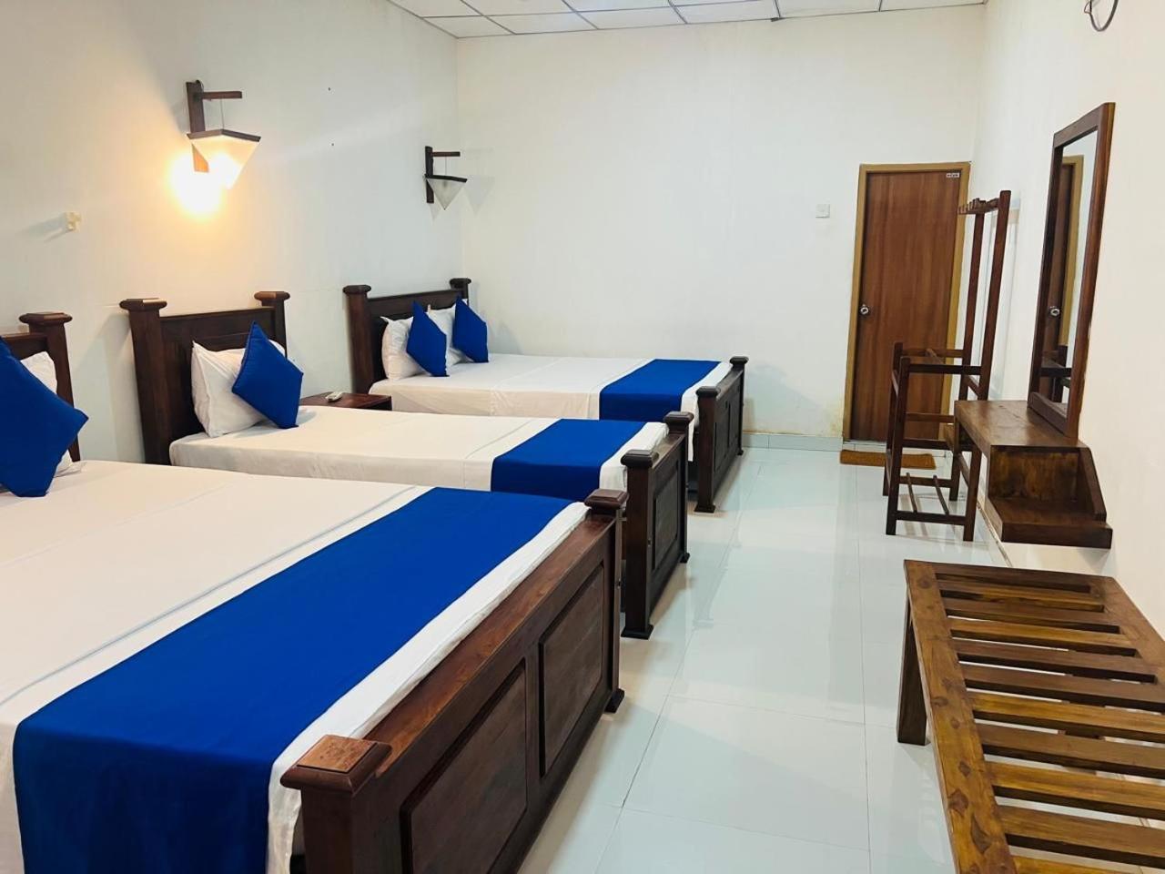 Habarana Dulwan Guest House Quarto foto